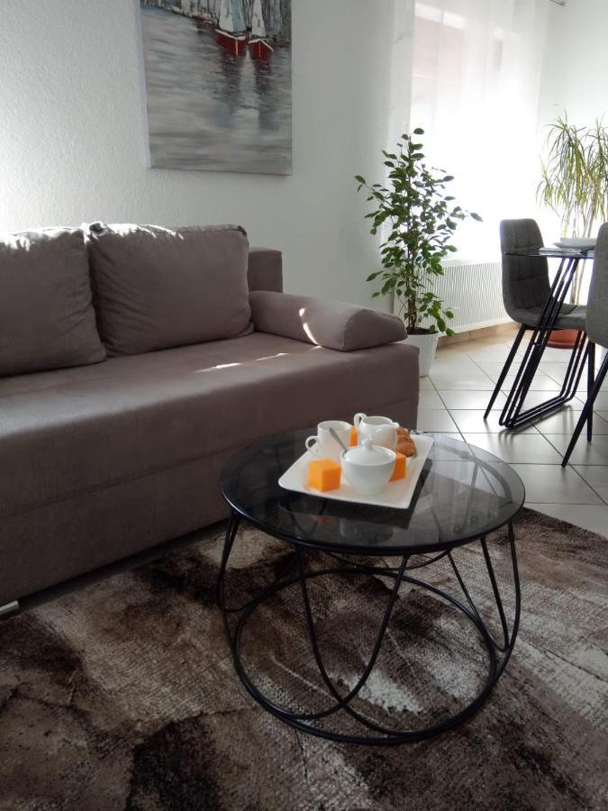 Studio Apartman Kika โอโทชาส ภายนอก รูปภาพ